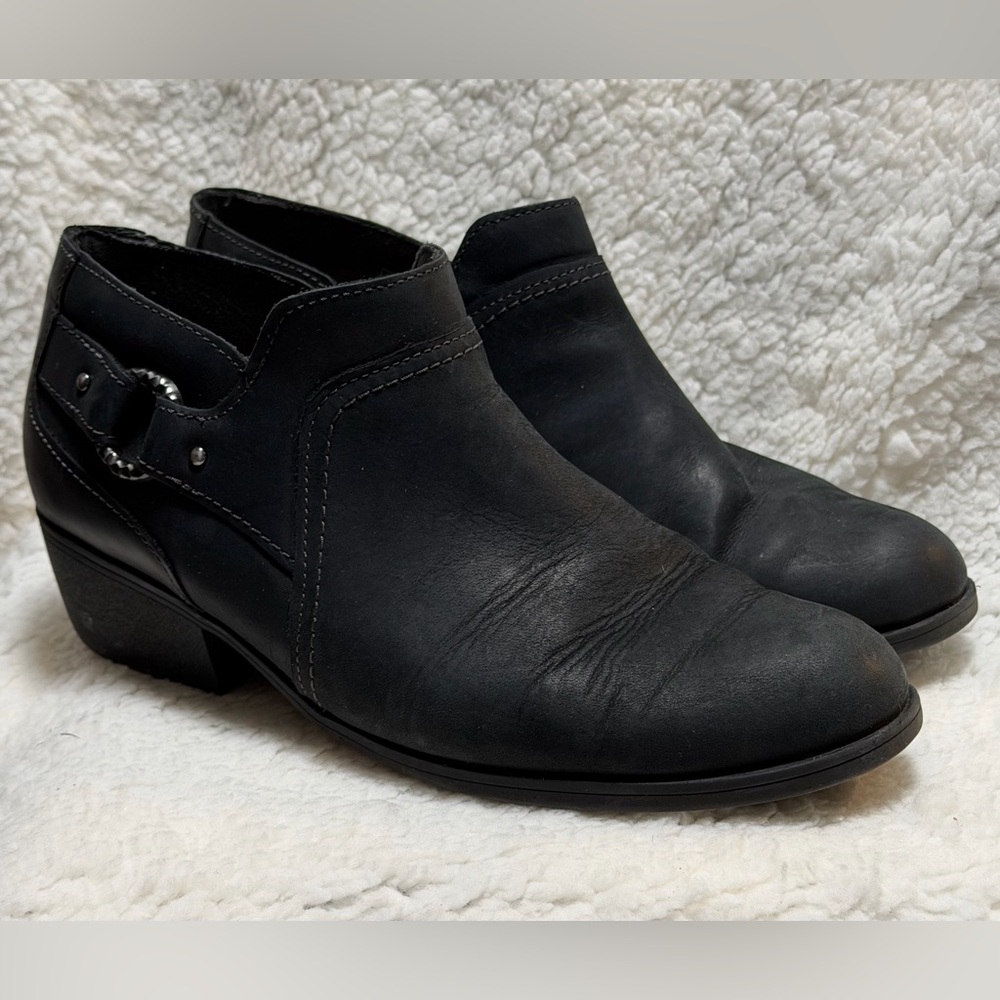 Clark’s Women’s Charlten Grace Block Heel Ankle Booties Black Oily 8.5 Side Zip